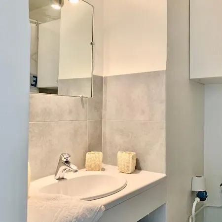 #al Le Bleuet T2 With Terrace Apartment *